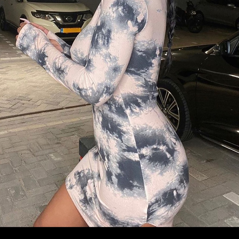 Fashion nova long sleeve mini dress -never worn
